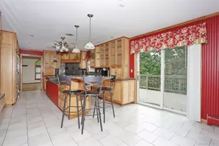 6 Nicole Way, Spring Valley, NY 10977 - Photo 12