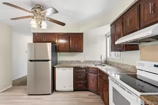 1928 Gormley Ave, Merrick, NY 11566 - Photo 8