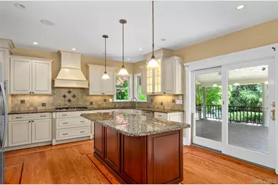 811 Canal Road, Mount Sinai, NY 11766 - Photo 10