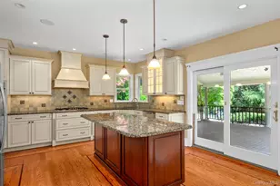 811 Canal Rd, Mount Sinai, NY 11766 - Photo 10