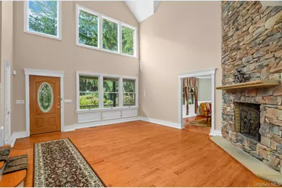 811 Canal Road, Mount Sinai, NY 11766 - Photo 4