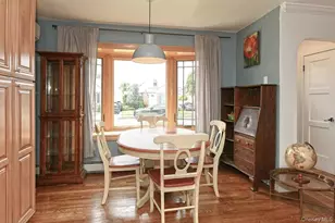 102 Roxbury Rd, Franklin Square, NY 11010 - Photo 10
