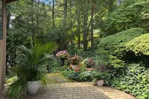 44 Hillside Ln, New Rochelle, NY 10804 - Photo 6