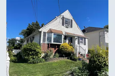 32 Edgewood Road, Port Washington, NY 11050 - Photo 1