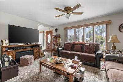 10 Enness Avenue, Bethpage, NY 11714 - Photo 4