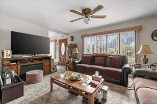 10 Enness Ave, Bethpage, NY 11714 - Photo 4