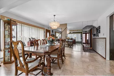 10 Enness Avenue, Bethpage, NY 11714 - Photo 8