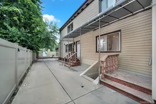 190-14 Haywood Rd, Hollis, NY 11423 - Photo 42