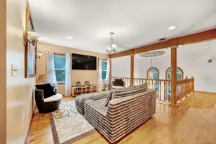 190-14 Haywood Rd, Hollis, NY 11423 - Photo 28