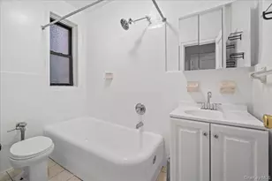 20 William St, Mount Vernon, NY 10552 - Photo 12