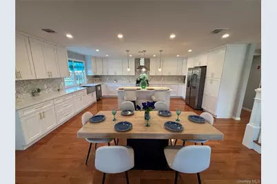 403 S Bayview Avenue, Freeport, NY 11520 - Photo 32