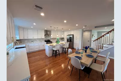 403 S Bayview Avenue, Freeport, NY 11520 - Photo 26