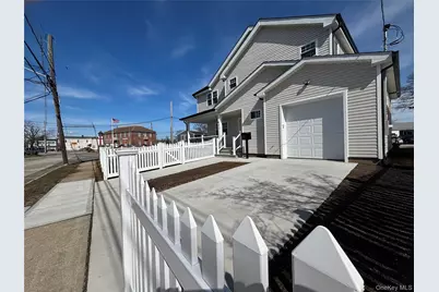 403 S Bayview Avenue, Freeport, NY 11520 - Photo 8