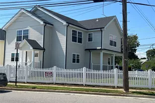 403 S Bayview Ave, Freeport, NY 11520 - Photo 4