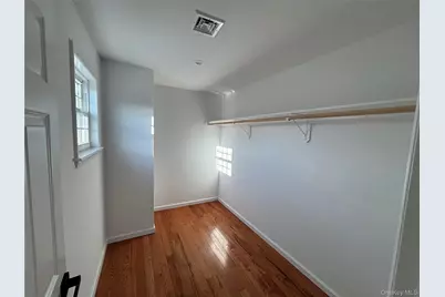 403 S Bayview Avenue, Freeport, NY 11520 - Photo 10