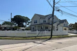 403 S Bayview Ave, Freeport, NY 11520 - Photo 2