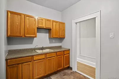 325 Autumn Avenue #1, Brooklyn, NY 11208 - Photo 8