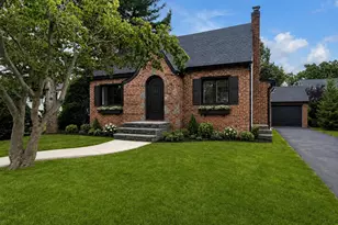 203 Massachusetts Ave, Massapequa, NY 11758 - Photo 2