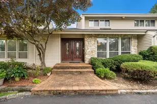 70 Juniper Ln, Muttontown, NY 11791 - Photo 4