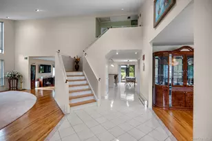70 Juniper Ln, Muttontown, NY 11791 - Photo 6