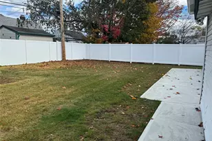 [Address not provided], Levittown, NY 11756 - Photo 14