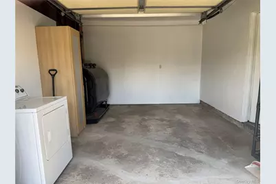 [Address not provided], Levittown, NY 11756 - Photo 10
