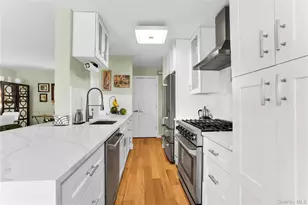 1085 Warburton, Yonkers, NY 10701 - Photo 2
