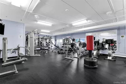 1085 Warburton #210, Yonkers, NY 10701 - Photo 12