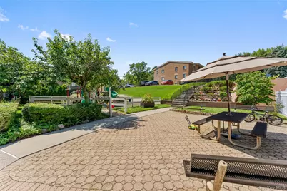 30 Gateway Road #102N, Yonkers, NY 10701 - Photo 14