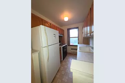 679 W 239th #3E, Bronx, NY 10463 - Photo 2
