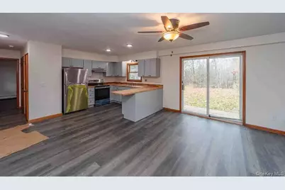 132 Red Top Road, Wallkill, NY 12589 - Photo 4