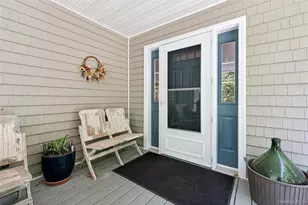 1020 Monsell Ln, Cutchogue, NY 11935 - Photo 2