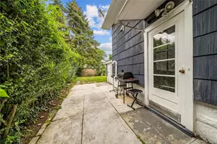 6 Littleworth Ln, Sea Cliff, NY 11579 - Photo 16