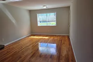 12 Pavilion Rd, Suffern, NY 10901 - Photo 4