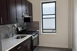 45-35 40th St, Sunnyside, NY 11104 - Photo 2