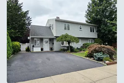 104 Choir Lane, Westbury, NY 11590 - Photo 2