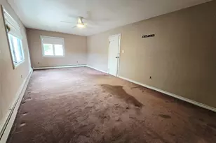 104 Choir Ln, Westbury, NY 11590 - Photo 12