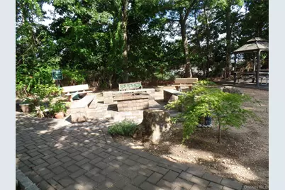 178 Jervis Avenue #178, Farmingdale, NY 11735 - Photo 22