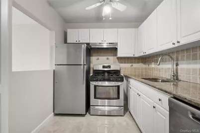 1 Consulate Drive #3-F, Tuckahoe, NY 10707 - Photo 8
