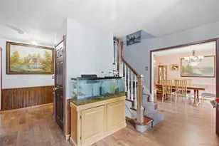 6 Stuyvesant Cir W, East Setauket, NY 11733 - Photo 10