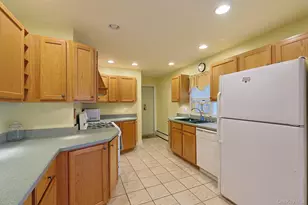 33 Magnolia Dr, Fishkill, NY 12590 - Photo 12