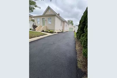 31 Cherry Avenue, Bethpage, NY 11714 - Photo 4