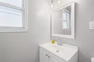 31 Cherry Ave, Bethpage, NY 11714 - Photo 28