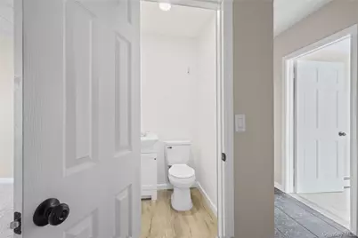 31 Cherry Avenue, Bethpage, NY 11714 - Photo 34