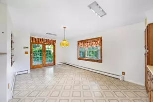 1425 Pine Dr, Bay Shore, NY 11706 - Photo 16