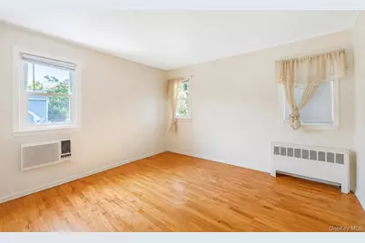 1425 Pine Drive, Bay Shore, NY 11706 - Photo 24