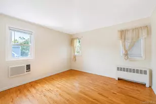 1425 Pine Dr, Bay Shore, NY 11706 - Photo 24