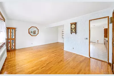 1425 Pine Drive, Bay Shore, NY 11706 - Photo 6