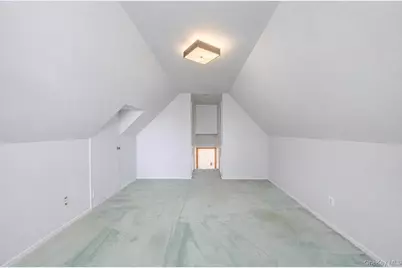 1425 Pine Drive, Bay Shore, NY 11706 - Photo 34