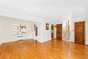 1425 Pine Dr, Bay Shore, NY 11706 - Photo 8